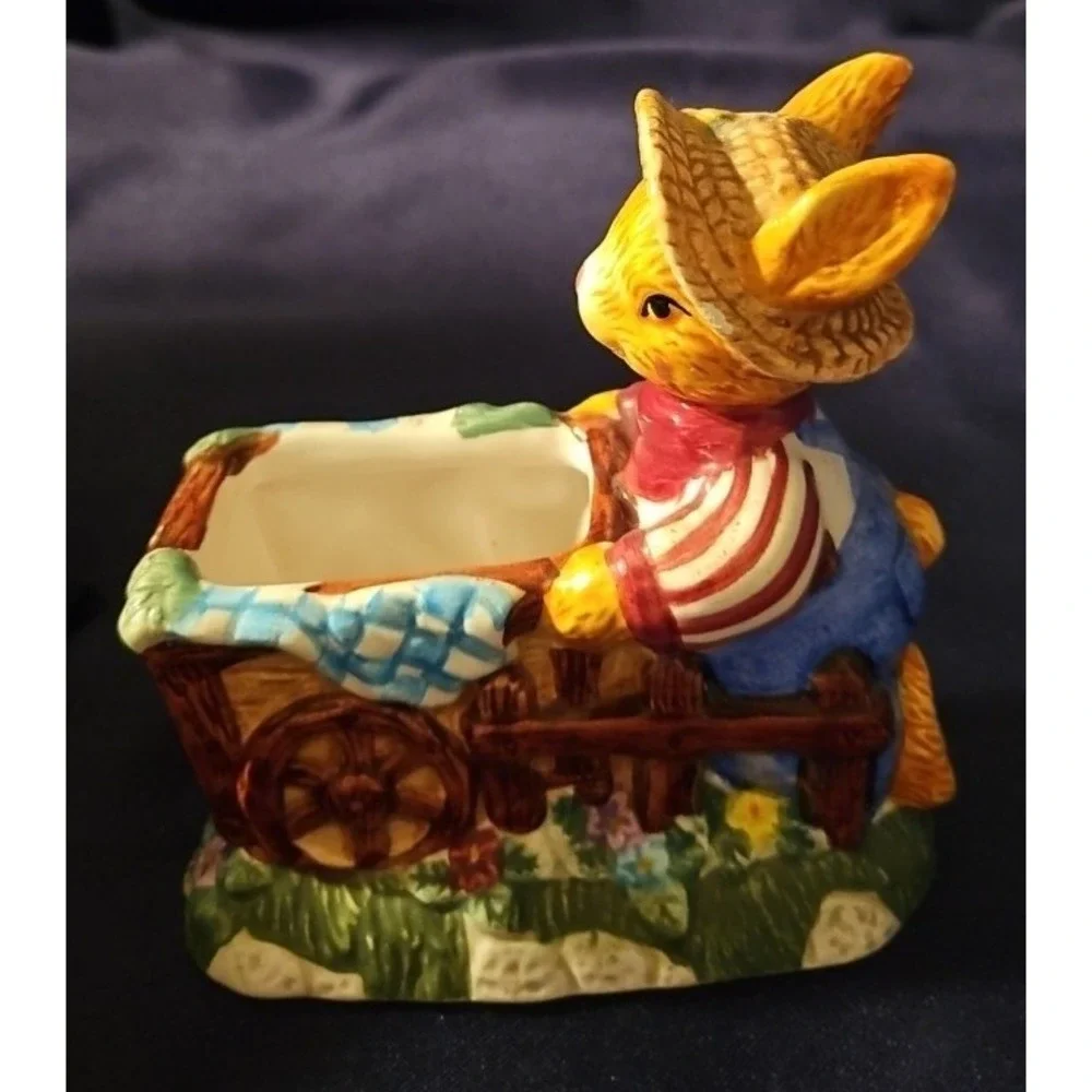 Vintage Mercuries 1999 Springtime Garden Rabbit‎ pushing cart,